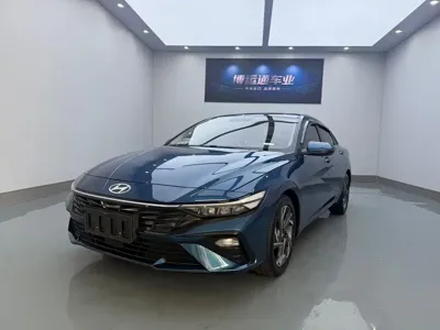 Hyundai Elantra · 2024 год