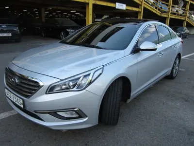 Hyundai Sonata · 2015 год