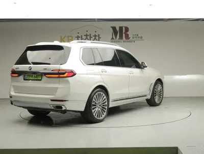 BMW X7 2025, 11092 км, за 121900000 KRW