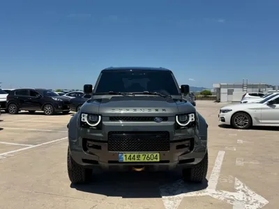 Land Rover Defender 2025, 7500 км, за 229990000 KRW - фото 2