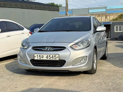 Hyundai Accent 2015, 188572 км, за 4000000 KRW - фото 1