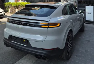 Porsche Cayenne 2026, 3000 км, за 178000000 KRW