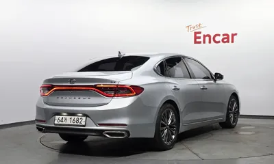 Hyundai Grandeur 2019, 128268 км, за 12300000 KRW