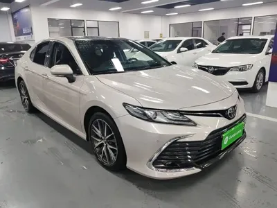 Toyota Camry 2022, 87300 км, за 100100 CNY - фото 4