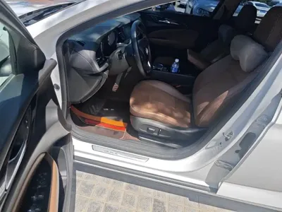 Buick Regal 2020, 74200 км, за 49700 CNY - фото 17