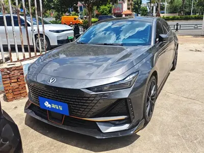 Changan UNI-V 2022, 71800 км, за 60000 CNY