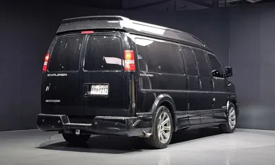 Chevrolet Express Van 2017, 93335 км, за 29900000 KRW