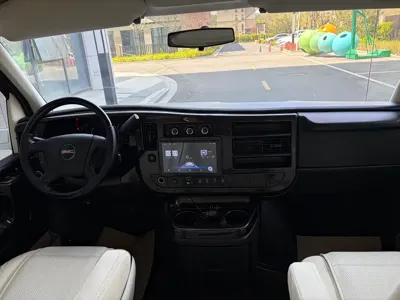 GMC Savana 2012, 70000 км, за 99000 CNY - фото 12