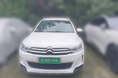 Citroen C3-XR 2015, 96500 км, за 35478.6 CNY