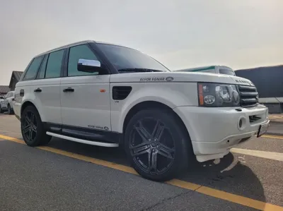 Land Rover Range Rover Sport 2008, 255000 км, за 8900000 KRW