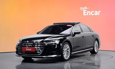 Audi A8 · 2020 год