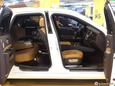 Rolls-Royce Ghost 2018, 75000 км, за 210000000 KRW - фото 11