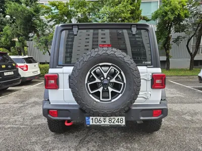 Jeep Wrangler 2024, 18000 км, за 58000000 KRW - фото 5