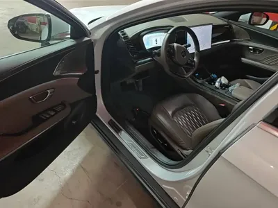 BYD Han 2024, 24500 км, за 108200 CNY - фото 16