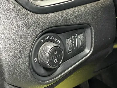 Jeep Renegade 2019, 112076 км, за 12500000 KRW - фото 20