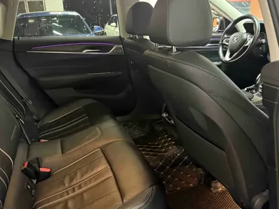 BMW 6 Series GT 2019, 69200 км, за 176800 CNY - фото 17