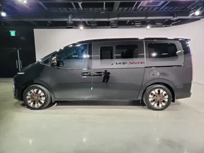 Hyundai Staria 2023, 114242 км, за 32500000 KRW - фото 3