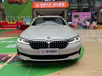 BMW 5 Series 2021, 96000 км, за 189500 CNY