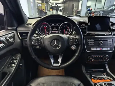 Mercedes-Benz 奔驰GLE(进口) 2017, 170000 км, за 168800 CNY - фото 9