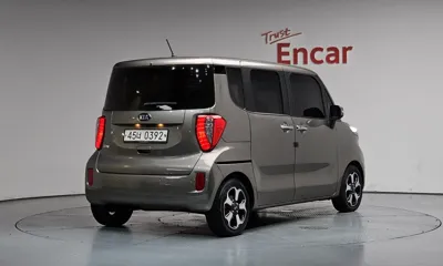 Kia Ray 2016, 103493 км, за 7900000 KRW