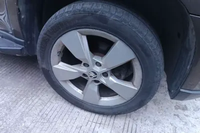 Skoda Yeti 2014, 137400 км, за 30536.48 CNY - фото 8