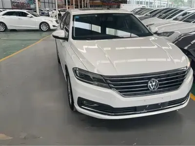 Volkswagen Lavida 2020, 56000 км, за 43800 CNY