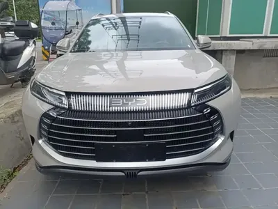 BYD Frigate 07 2024, 9400 км, за 121199 CNY