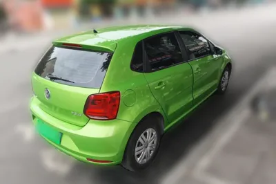 Volkswagen Polo 2016, 66500 км, за 35750.52 CNY - фото 6