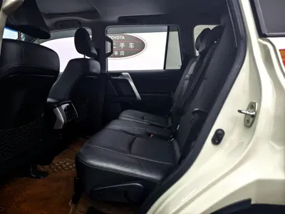 Toyota Prado 2020, 74000 км, за 345800 CNY - фото 24