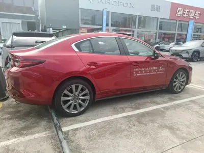 Mazda 3 Axela 2025, 3500 км, за 100000 CNY