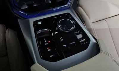 BMW X3 2025, 9100 км, за 73000000 KRW - фото 9
