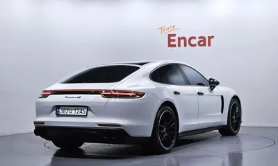 Porsche Panamera 2018, 79289 км, за 65990000 KRW