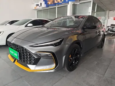 MG MG6 2023, 15400 км, за 61100 CNY