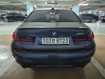 BMW 3-Series 2021, 71100 км, за 3390000 KRW