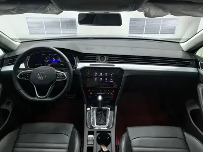 Volkswagen Magotan 2023, 9000 км, за 152800 CNY - фото 9