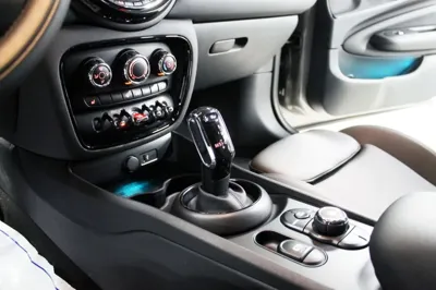 MINI Clubman 2019, 55000 км, за 14500000 KRW - фото 16