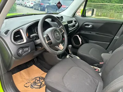 Jeep Renegade 2018, 62000 км, за 27799 CNY