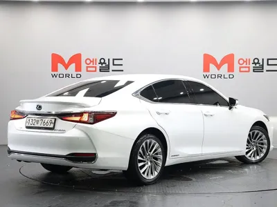 Lexus ES 2022, 81759 км, за 39900000 KRW