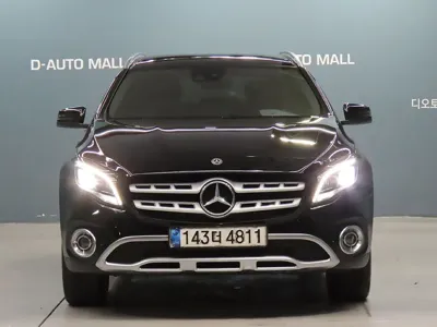 Mercedes-Benz GLA-Class 2019, 118000 км, за 15500000 KRW