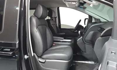 Hyundai Staria 2025, 9951 км, за 32700000 KRW - фото 11