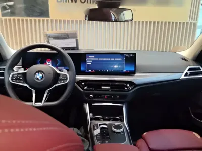 BMW 3 Series 2025, 9900 км, за 210300 CNY - фото 16