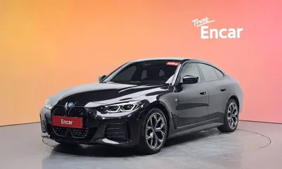 BMW i4 · 2024 год