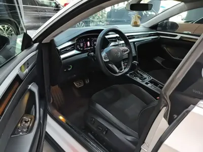Volkswagen CC 2021, 83699 км, за 104300 CNY - фото 16
