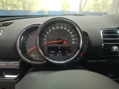 MINI Mini Clubman 2018, 89800 км, за 87300 CNY - фото 12