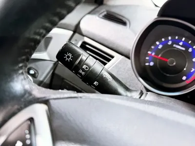 Hyundai Avante 2012, 145210 км, за 3800000 KRW - фото 8