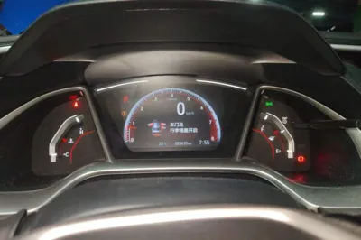 Honda Civic 2019, 83600 км, за 57903 CNY - фото 11