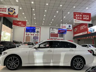 BMW 3 Series 2021, 74000 км, за 127800 CNY