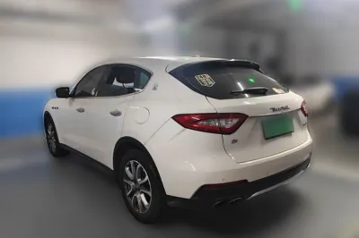 Maserati Levante 2018, 131200 км, за 217772.95 CNY