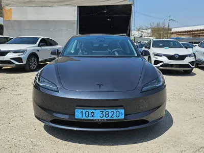 Tesla Model 3 · 2026 год
