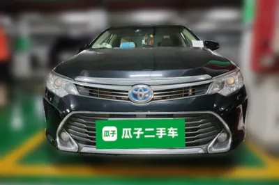 Toyota Camry 2015, 107600 км, за 70121.05 CNY